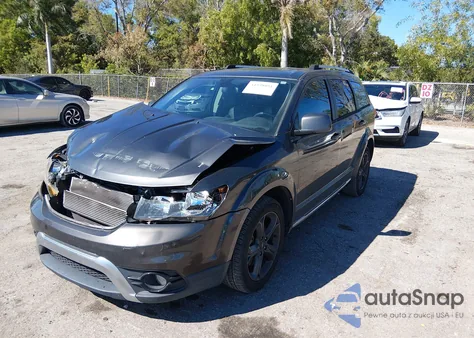 2018 Dodge Journey Crossroad Awd z USA, uszkodzony, nr VIN 3C4PDDGG7JT511190